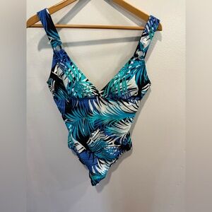 Beach Bay women's swimsuit 16 blue/purple/black tropical made in USA resort wear